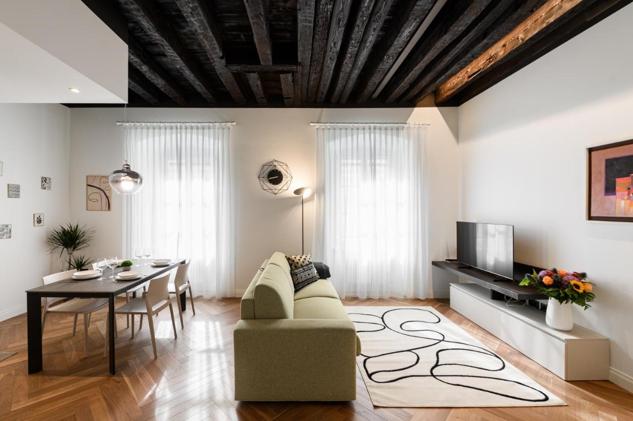 Triestinn - Suite Borsa Exterior foto