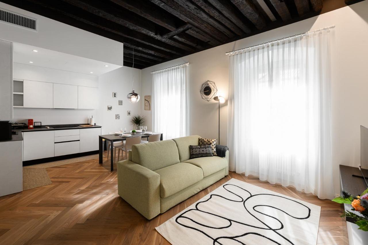 Triestinn - Suite Borsa Exterior foto