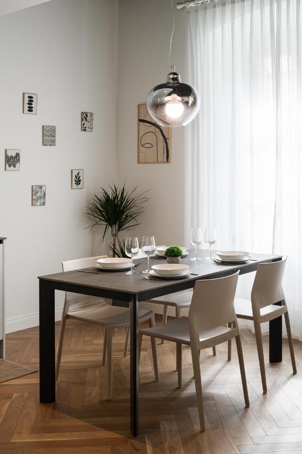 Triestinn - Suite Borsa Exterior foto